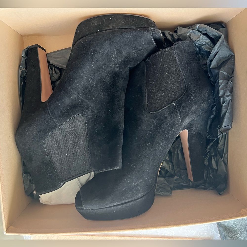 Prada peep toe platform booties - Picture 7 of 8